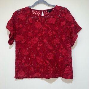 Women’s  Who What Wear Red Rose Floral Print Sheer Short Sleeve Blouse Size: M